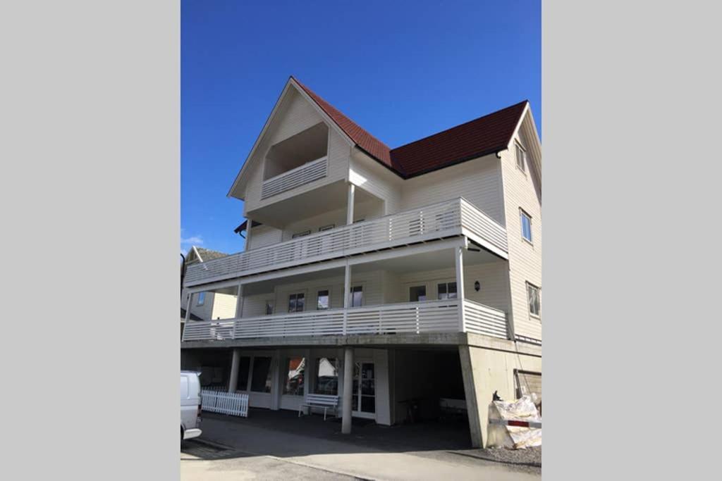 Balestrand Fjordapartments Holmen 19A Exterior foto
