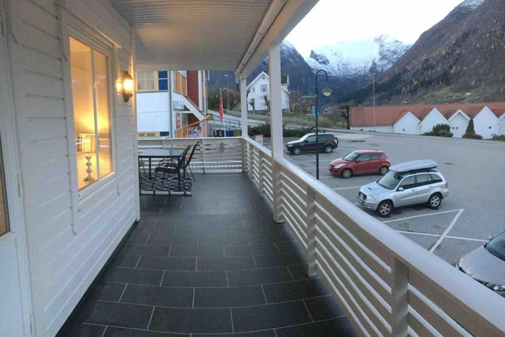 Balestrand Fjordapartments Holmen 19A Exterior foto